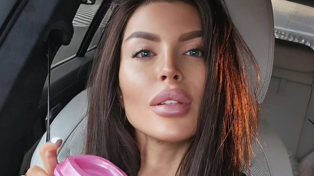 Konečne sa DOHODLI, vydržalo im to však jediný TÝŽDEŇ: Lela Karlosovi plány s deťmi zatrhla!