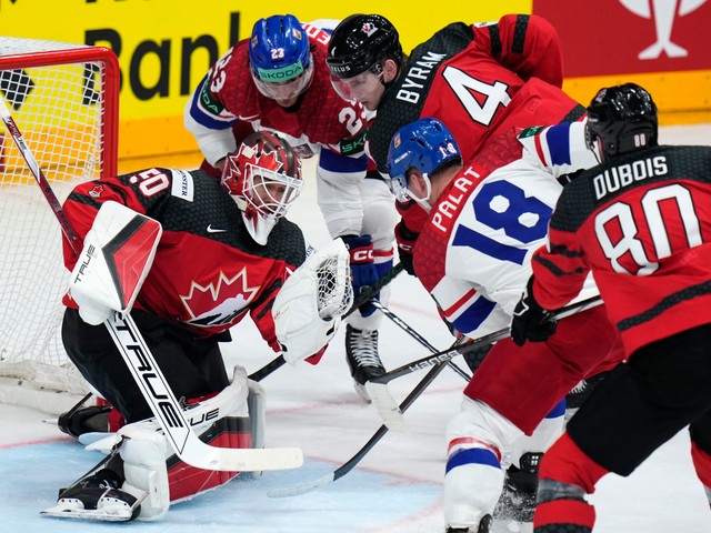 Kanada zvládla Česko až v predĺžení, v štvrťfinále nastúpi proti Slovákom