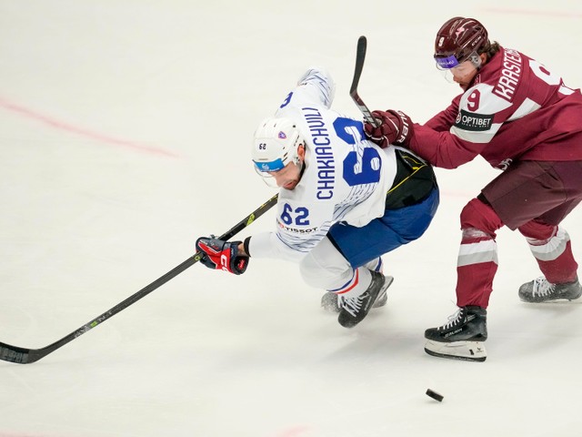 2024 IIHF Majstrovstvá sveta: Lotyšsko - Francúzsko 3:2 pp v B-skupine, opäť rozhodol Daugavinš