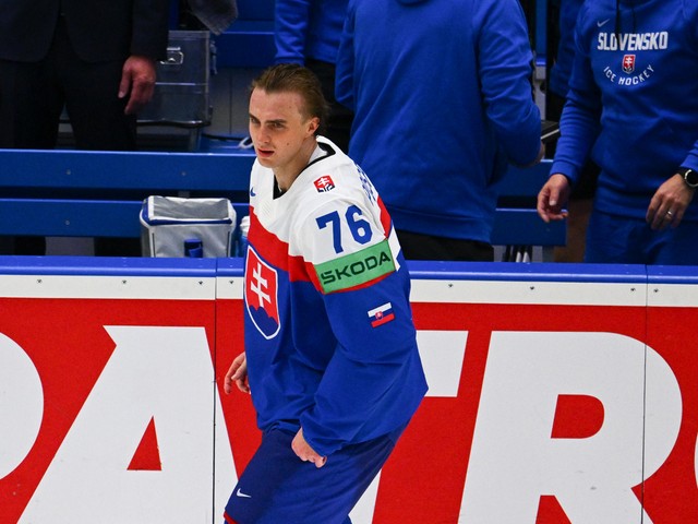 Martin Pospíšil by hral aj so zlomenou rukou, ale lekári v Calgary mu MS neodporučili