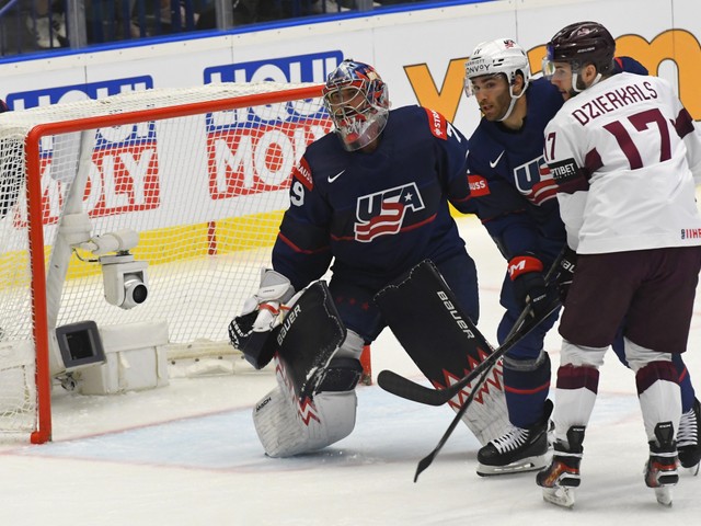 Slováci so štvrťfinálovou definitívou: USA vyhrali nad Lotyšskom 6:3, to cestuje domov