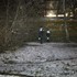 Policajti našli v kríkoch v Brezovom háji zasnežené telo mŕtveho muža