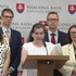 „Deti s autizmom zázračne vyzdravejú.“ Matka s chorou dcérou prišli o podporu štátu