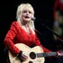 Zomrela spevácka diva Dolly PARTON