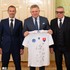 Premiér Fico mal sľúbiť uvoľnenie miliónov pre slovenský futbal. Konferencia SFZ sa skončila predčasne