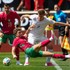 FIFA mení futbal. Hráči už nebudú môcť simulovať a zdržiavať hru tak, ako doteraz