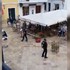 Pokojné raňajky prerušil krik. Na turistky sa zrútila časť budovy