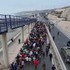 Španielsko začalo s umiestňovaním bariéry proti migrantom na mori pri Ceute