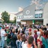 Goralské kroje zaplnili najväčšiu nonstop predajňu COOP Jednota Tempo SUPERMARKET 24/7 na Slovensku. V Zákamennom vznikol prvý COOP rekord