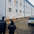 Nebezpečný únik plynov: Bytovku evakuovali, zasahujú hasiči aj polícia