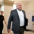 Na stole je balík 90 opatrení: Huliak je proti rušeniu rekreačných poukazov