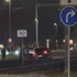 Dráma v Bratislave: Auto skončilo na koľajniciach, tesne pri ňom zastavil vlak