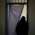 Taliban zatýka ženy za odhalené ruky a nohy. V krajine vypukli protesty, padli aj obete