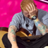 Rozplakal sa pred 50-tisícovým publikom! Ed Sheeran priznal, že ho opúšťali najbližší!