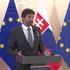 Tlačová beseda Roberta Kaliňáka o múre v areáli kasárne