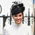 Kate Middleton presne vie, ako na svadbe nezatieniť nevestu: Má na to tento jednoduchý trik!
