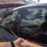 Policajti v Martine vyslobodili 10-mesačné bábätko zo zamknutého auta
