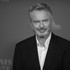 Zomrel Sam Neill, hviezda Jurského parku. Len pred niekoľkými mesiacmi oznámil, že porazil rakovinu