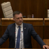SNS podporila opozíciu, poslanci rokujú o odvolaní Tarabu. „Historický moment,“ reaguje