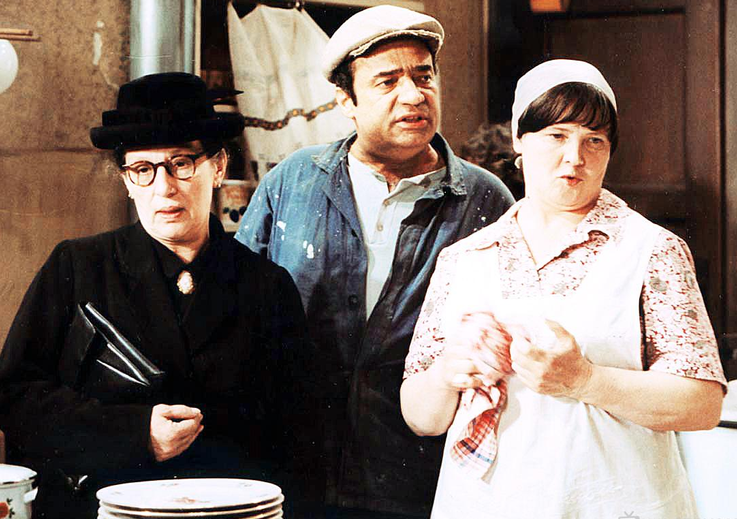 Půl domu bez ženicha