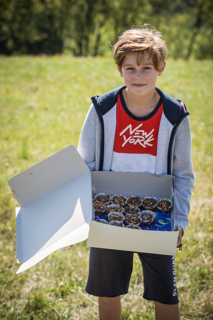 Prázdniny - Narodeninová oslava Markusa s jeho vlastnými koláčikmi