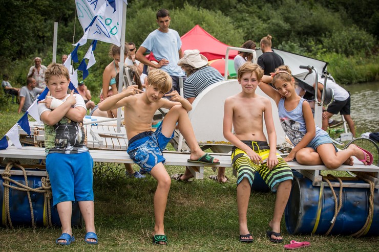 Prázdniny - Súboj megalodí