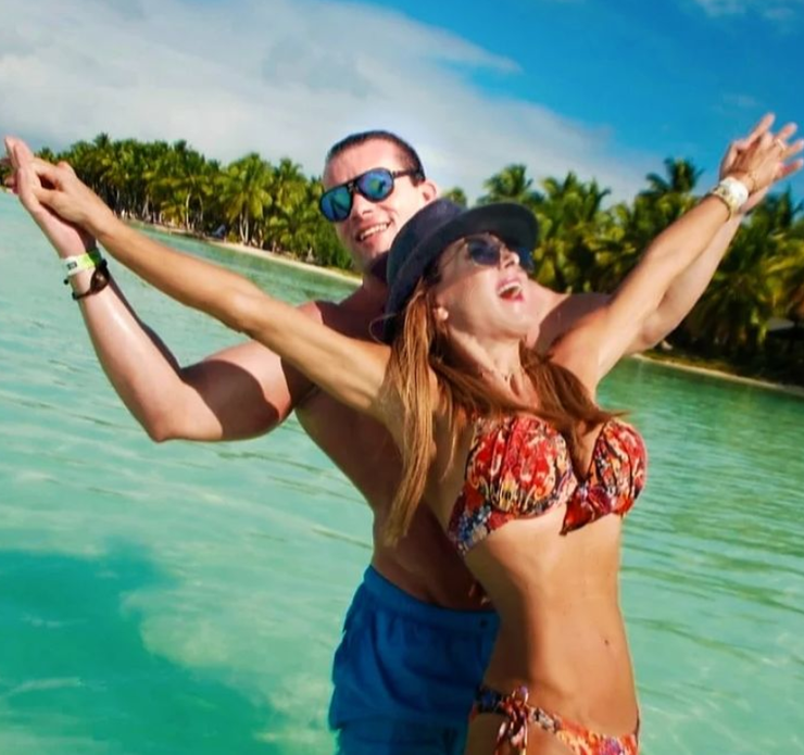 Zora Czoborová s manželom Petrom v Thajsku 