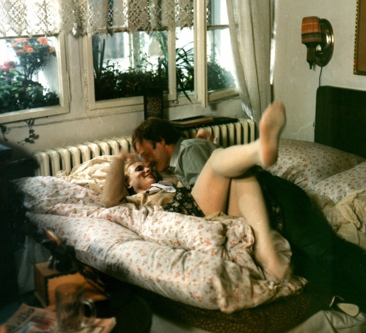 Zdena Studenková a Pavel Nový vo filme S tebou mě baví svět