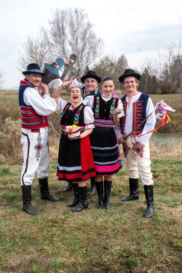 Veľká noc s hercami z Hranice