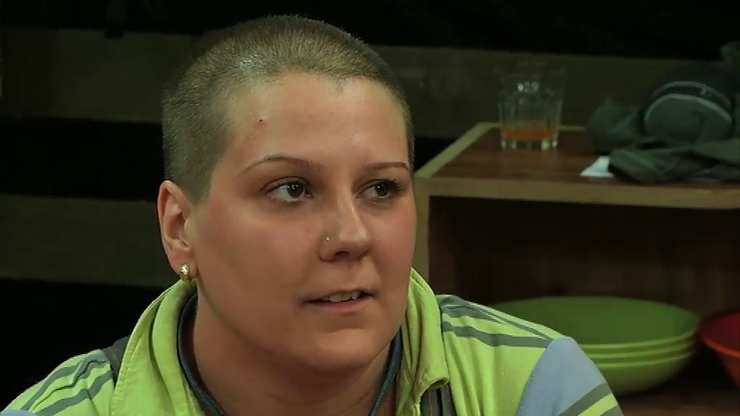 Martina s vyholenou hlavou - Vyvolení 7