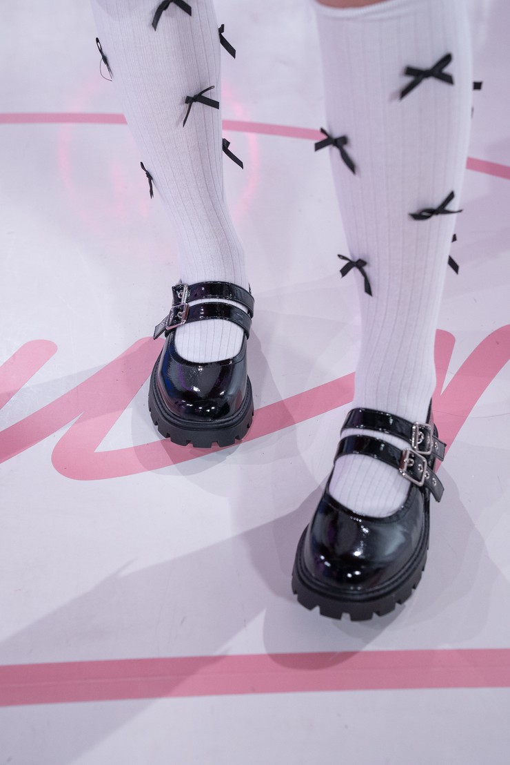 Nákupné maniačky: téma Prúžky - Mia