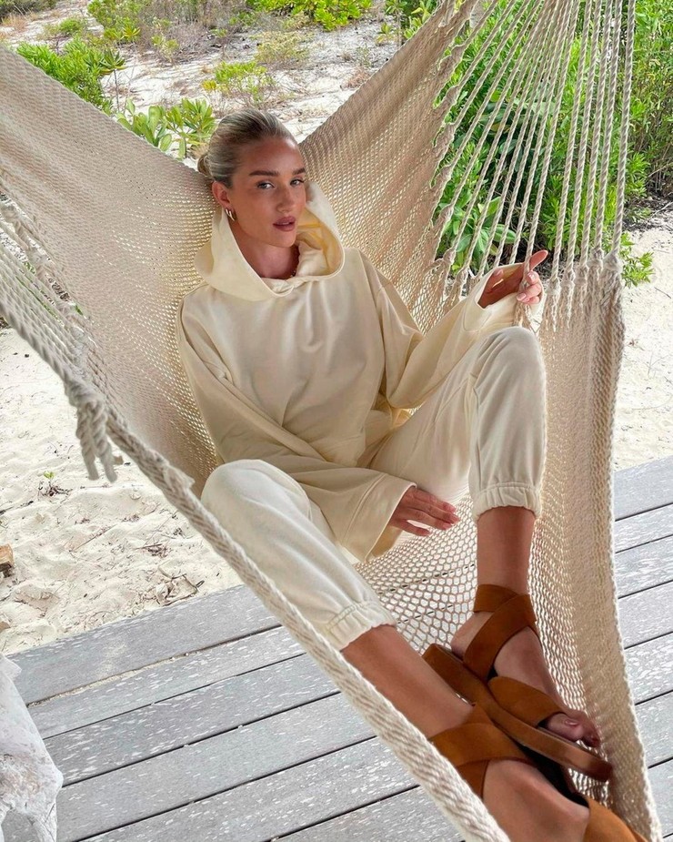 Rosie Huntington-Whiteley