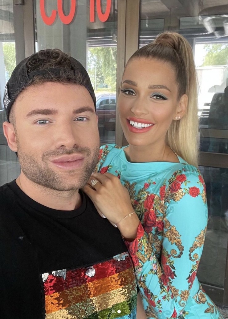 Moderátorka Jasmina Alagič s vizážistom Milanom Švingálom