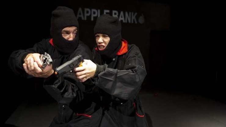 Medzi nebom a ženou 4