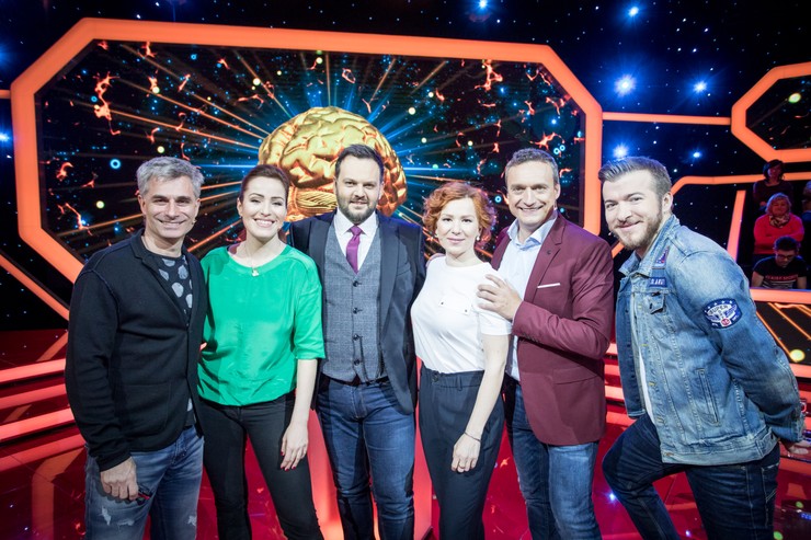 Rozum v hrsti-Fragile