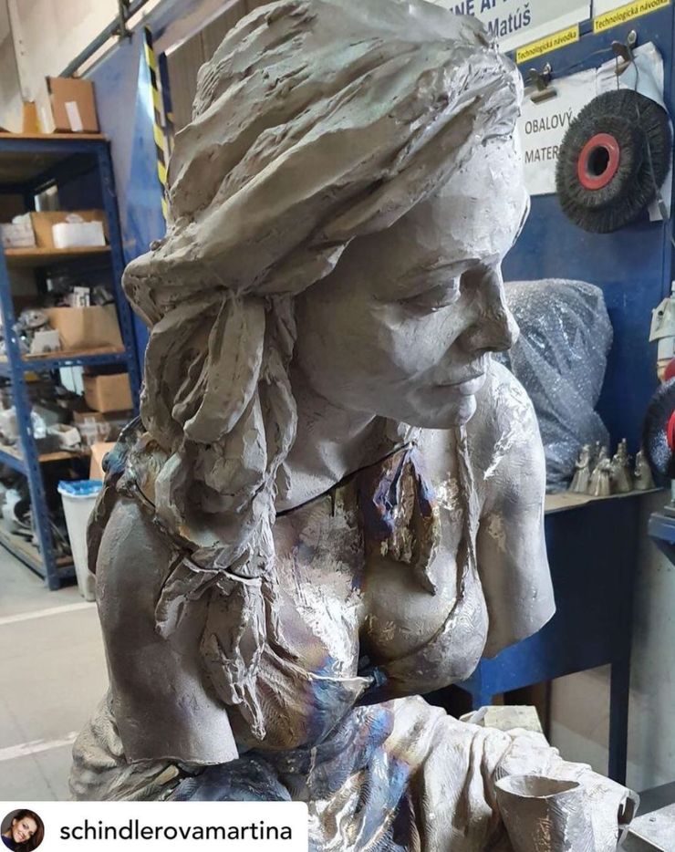 Socha podľa podobizne Martiny Schindlerovej