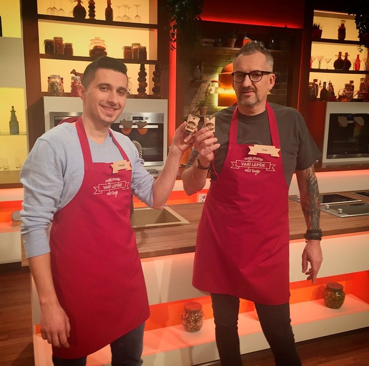 Moja mama - Juniorova štyridsiatka