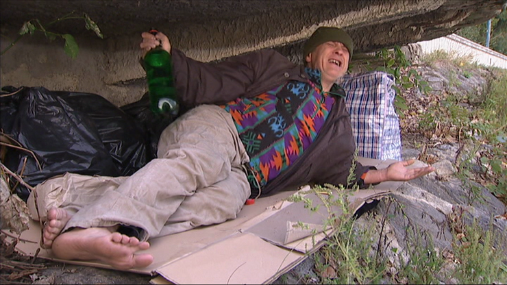 Roman Luknár ako bezdomovec v Paneláku 14