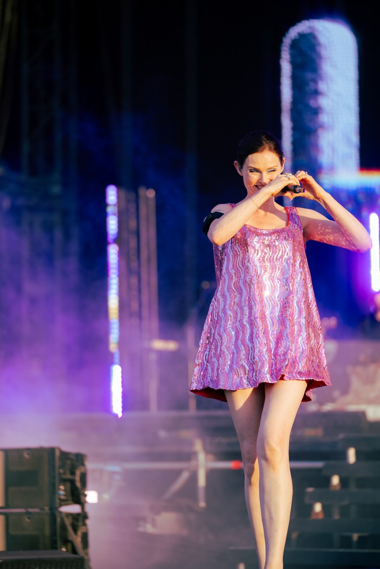LOVESTREAM - Sophie Ellis-Bextor