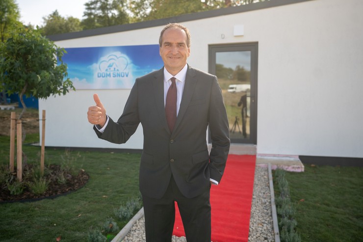 Dom snov na Medových Lúkach