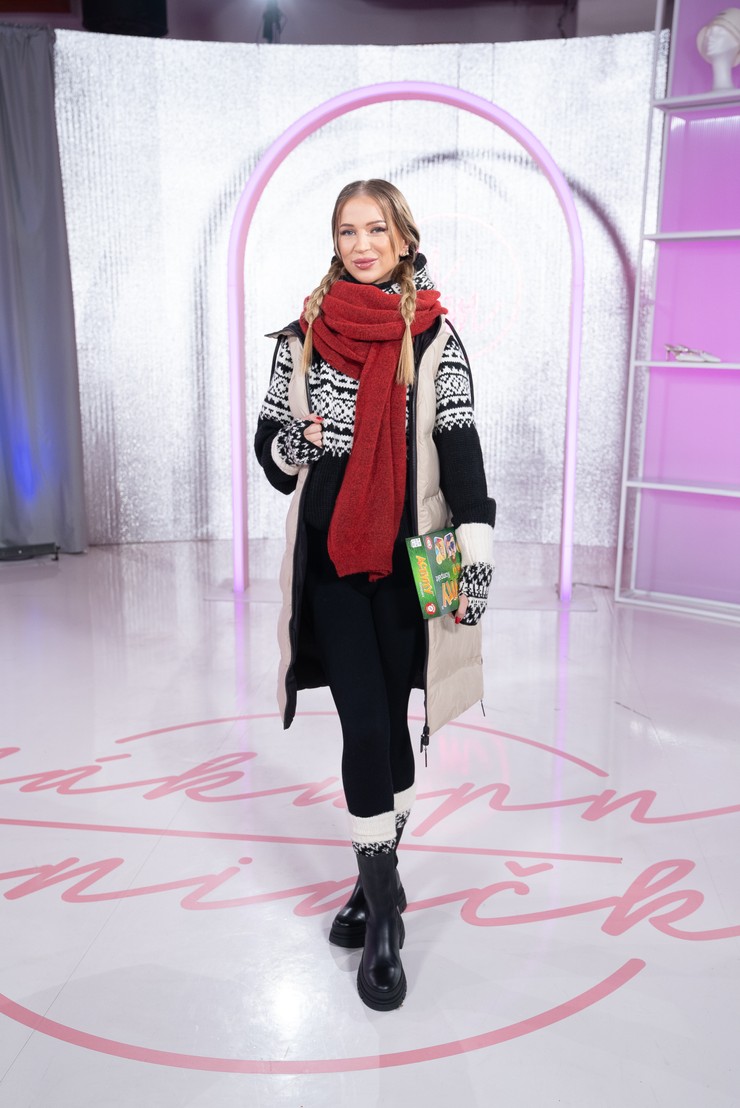 Nákupné maniačky: téma Obleč sa na chatu v zime - Lenka