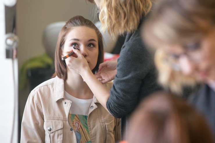 Nový život - Laura Petersen