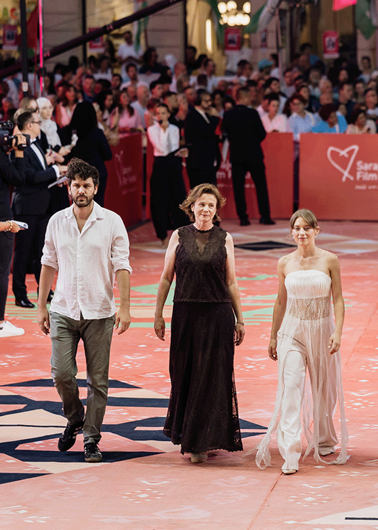 Sarajevo Film Festival 2026 - outfity v bielej farbe