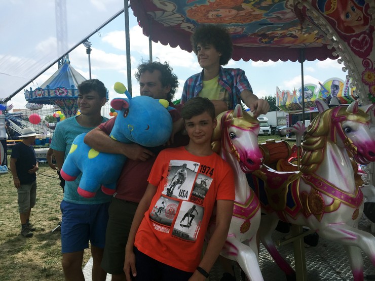 Nasi - Upútavka k tretej sérii na kolotočoch