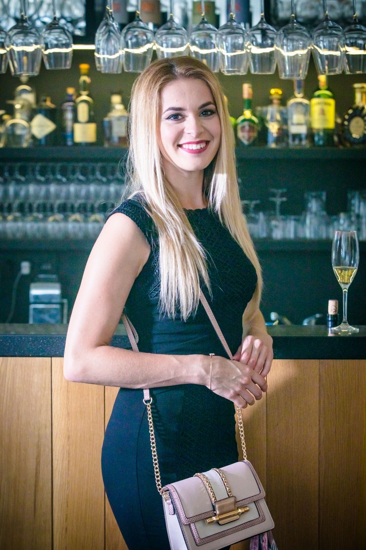 Dominika Richterová-Za sklom 3