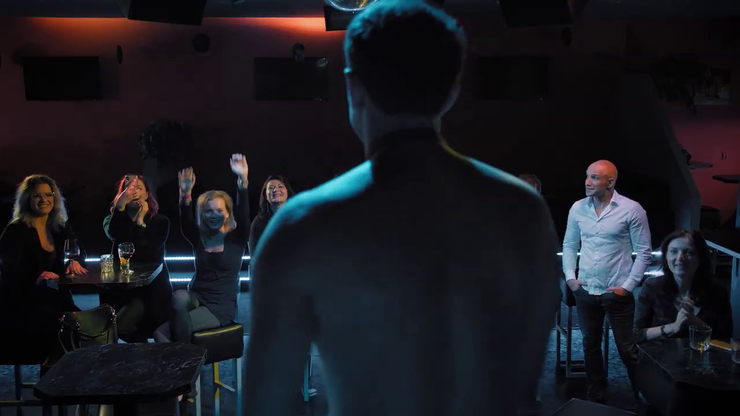 Alexander Bárta ako striptér