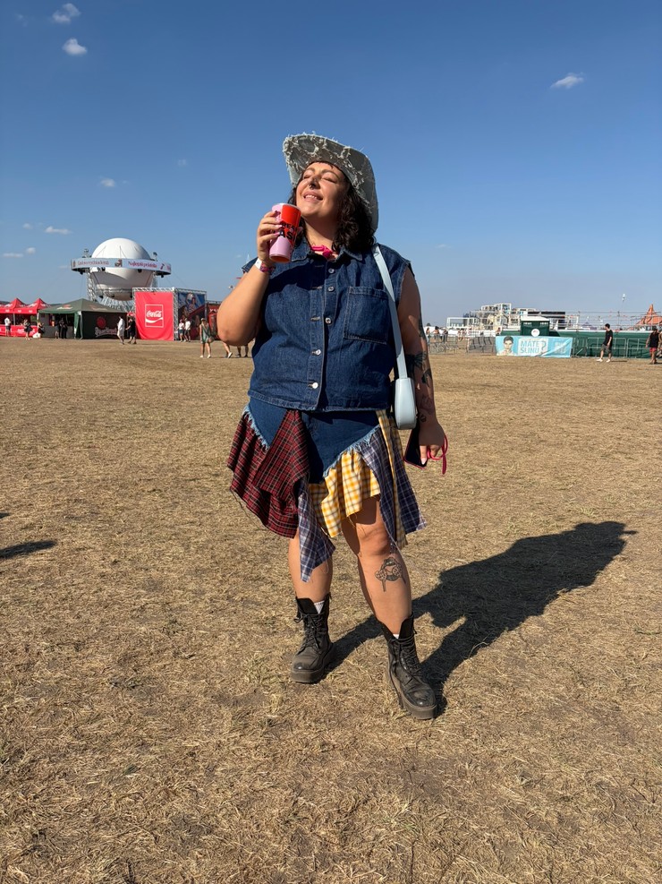Festival LOVESTREAM - outfity
