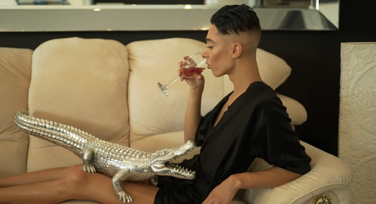 Richard z Bez servítky a jeho luxus