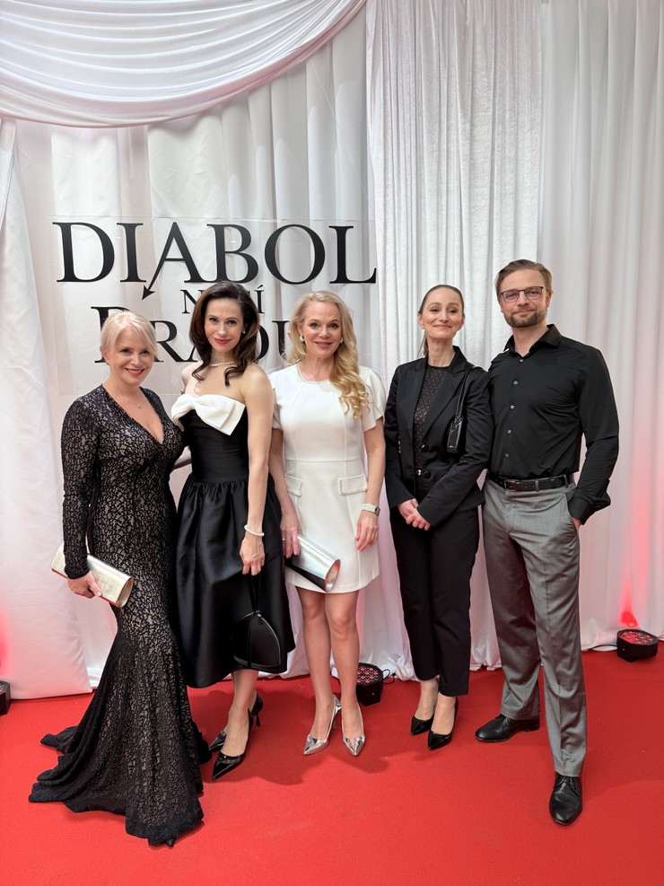 Diabol nosí Pradu 2 - Zuzana Vačková, Katarína Ivanková, Lucia Lapišáková, Karin Olasová, Přemek Boublík