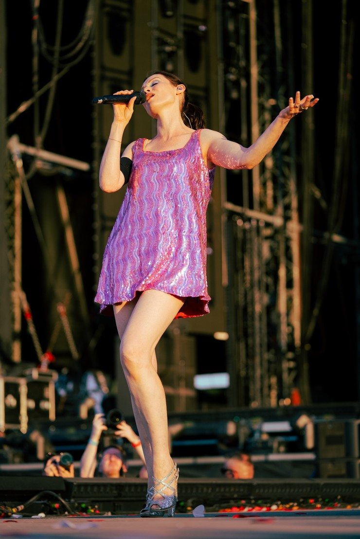 LOVESTREAM - Sophie Ellis-Bextor